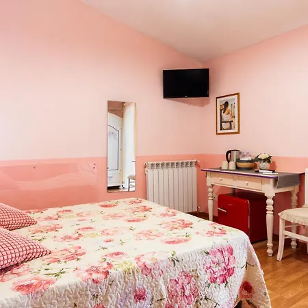 住宿加早餐酒店 随想曲住宿加早餐旅馆 3*